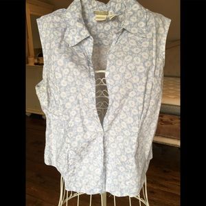 Super cute sleeveless summer blouse, size XL